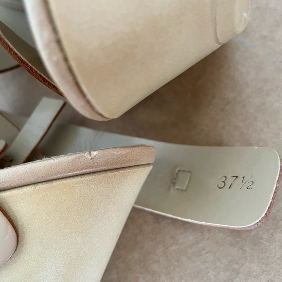 BCBGMaxAzria Tan Platform Wedge Sandal Sz 7.5 - Picture 9 of 10